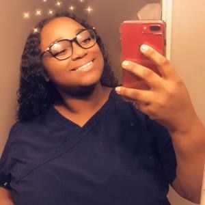 Meet your Posher, Kelsie